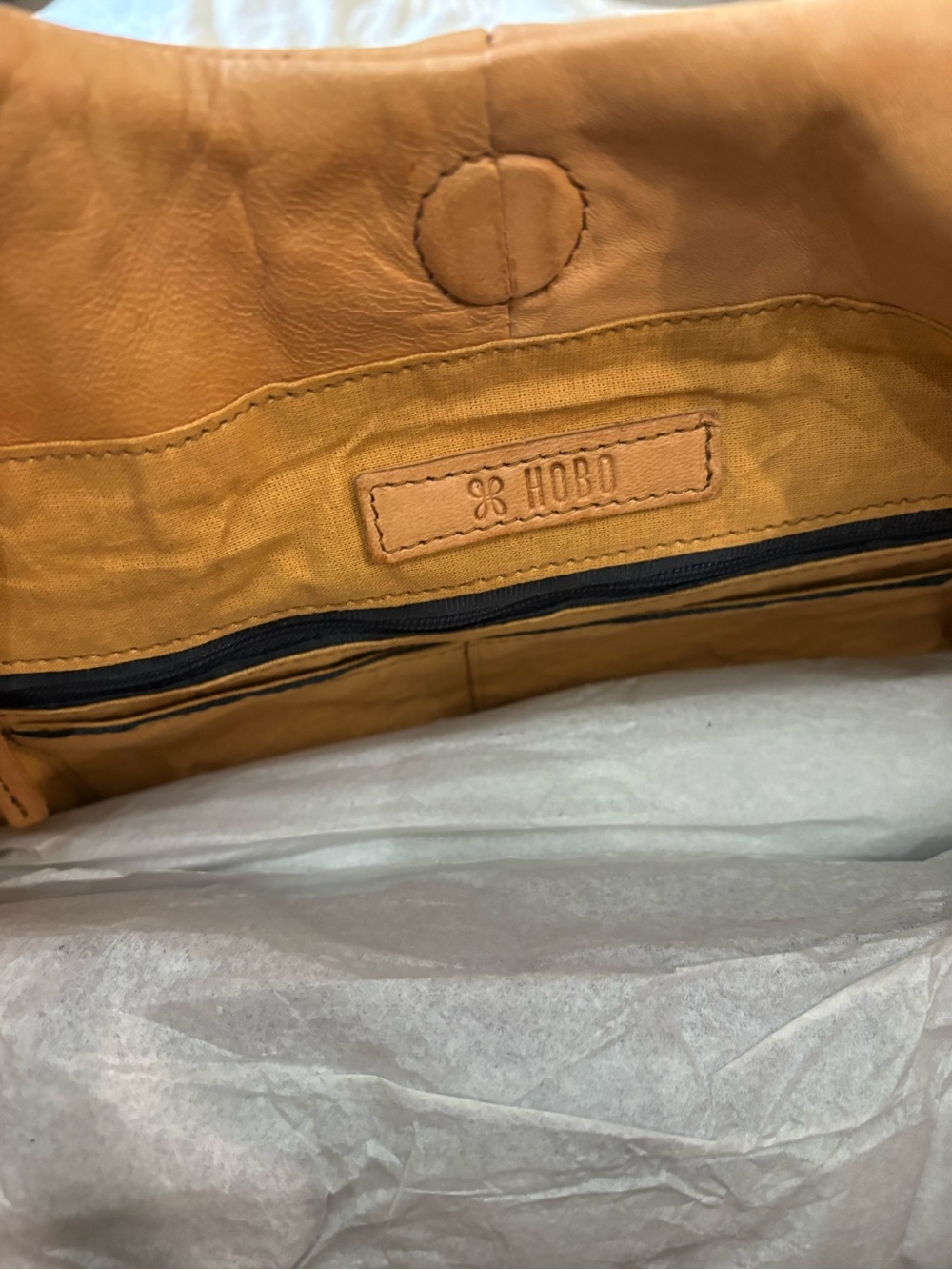 HOBO Tempo, vintage tote/purse, NWT, genuine leather - Picture 15 of 16